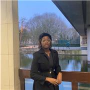 Je suis en mesure de donner des cours de langues étrangères, notamment espagnol et/ou anglais